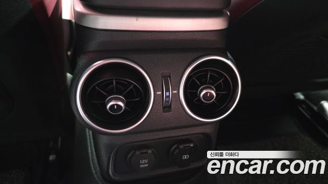 Kia Stinger 2018 — photo 31