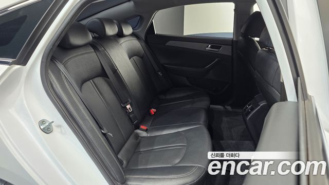 Hyundai Sonata 2019 — photo 11