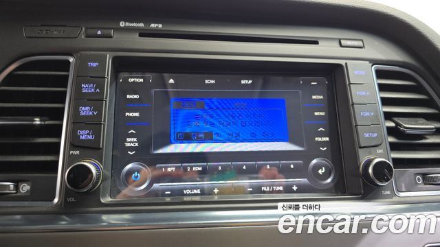 Hyundai Sonata 2016 — photo 13