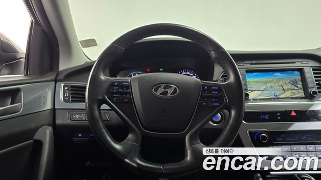 Hyundai Sonata 2016 — photo 14