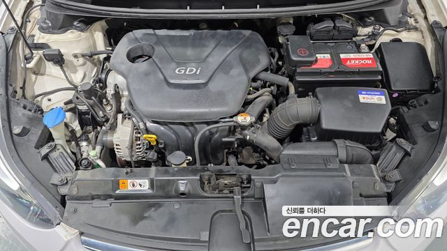 Hyundai AVANTE 2014 — photo 6