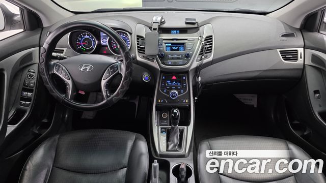 Hyundai AVANTE 2014 — photo 7