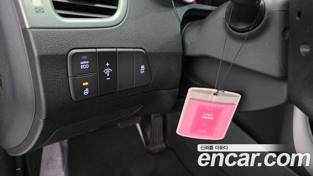 Hyundai AVANTE 2014 — photo 14