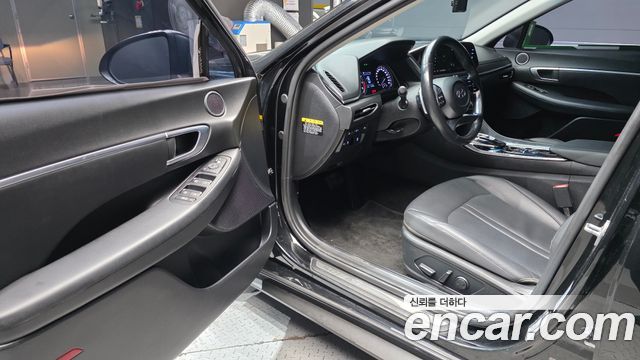Hyundai Sonata 2020 — photo 13