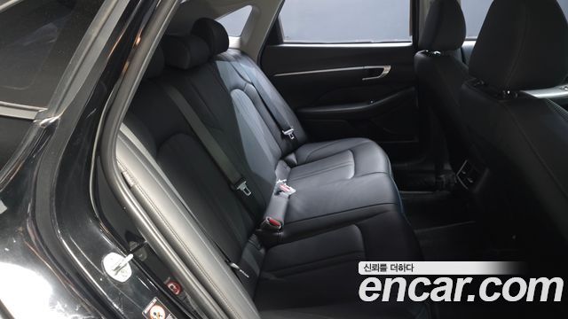 Hyundai Sonata 2020 — photo 17