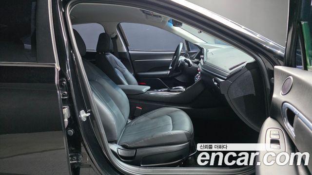 Hyundai Sonata 2020 — photo 16