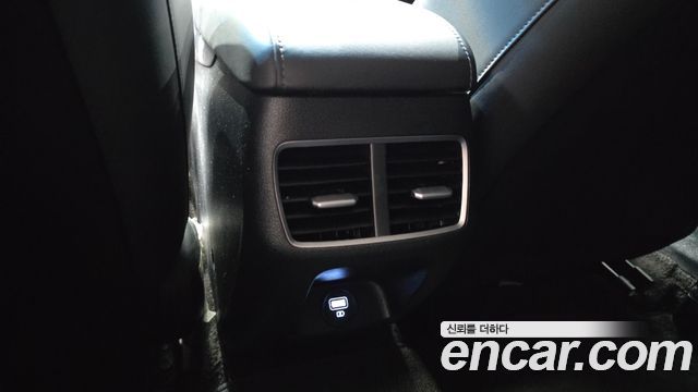 Hyundai Sonata 2020 — photo 28