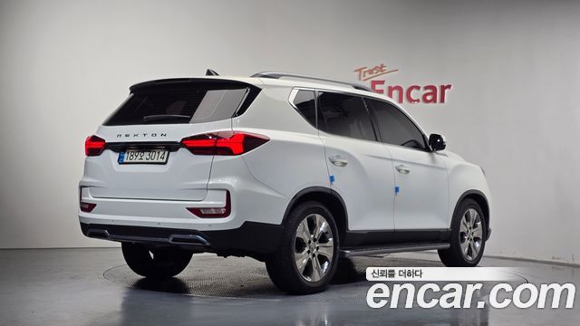 KG Mobility Rexton 2022 — photo 2