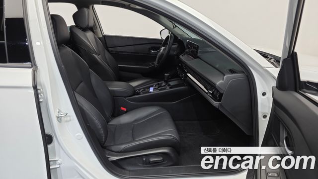 Honda Accord 2023 — photo 17
