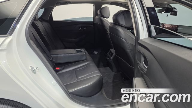 Honda Accord 2023 — photo 18