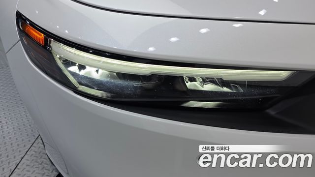 Honda Accord 2023 — photo 8
