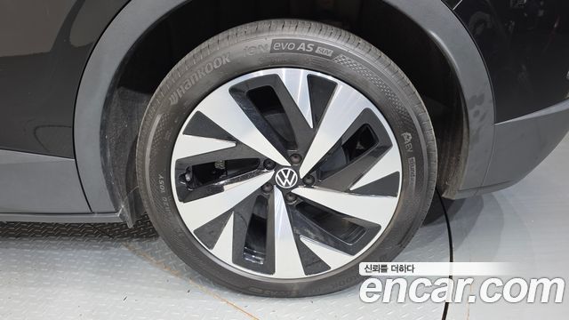Volkswagen ID.4 2023 — photo 7
