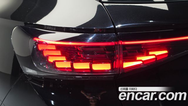 Volkswagen ID.4 2023 — photo 9