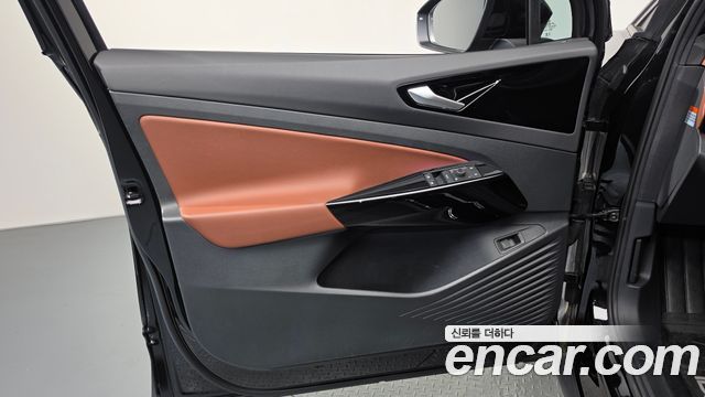 Volkswagen ID.4 2023 — photo 14