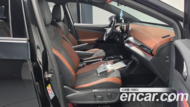Volkswagen ID.4 2023 — photo 16
