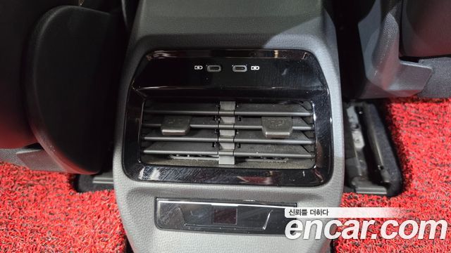 Volkswagen ID.4 2023 — photo 34