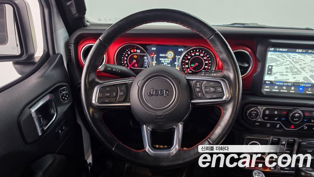 Jeep Wrangler 2021 — photo 19