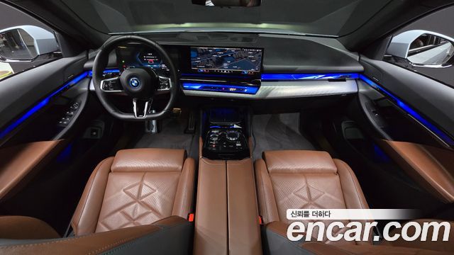 BMW 5-Series 2024 — photo 7