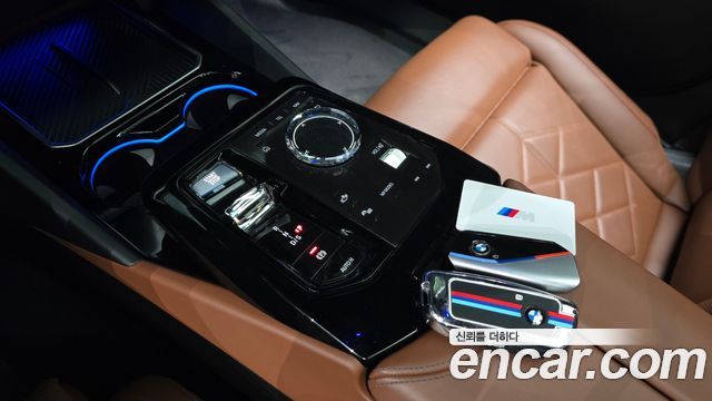 BMW 5-Series 2024 — photo 9