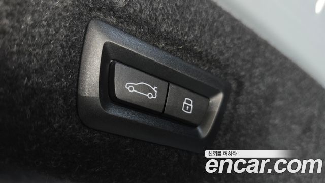 BMW 5-Series 2024 — photo 20