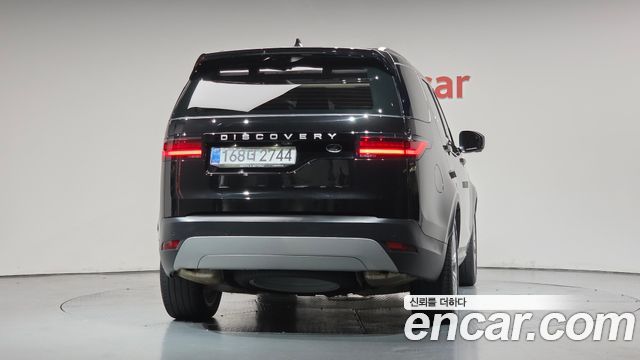 Land Rover Discovery 2023 — photo 4