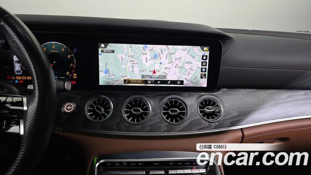 Mercedes-Benz AMG GT 2023 — photo 20