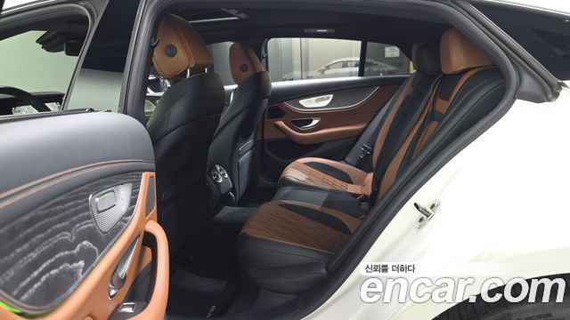 Mercedes-Benz AMG GT 2023 — photo 16