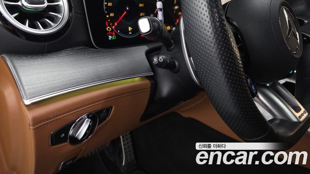 Mercedes-Benz AMG GT 2023 — photo 27