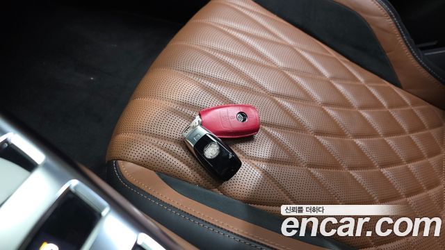 Mercedes-Benz AMG GT 2023 — photo 30