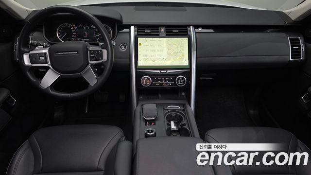 Land Rover Discovery 2023 — photo 10