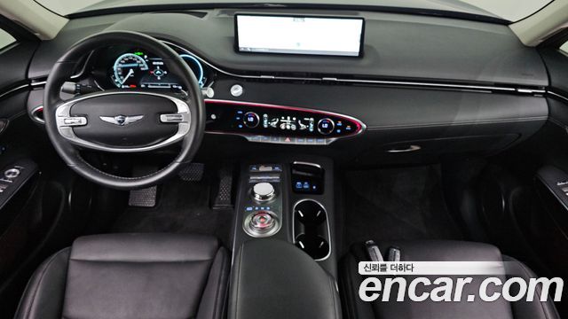 Genesis GV70 2023 — photo 10
