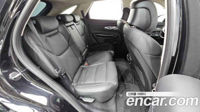 Genesis GV70 2023 — photo 17