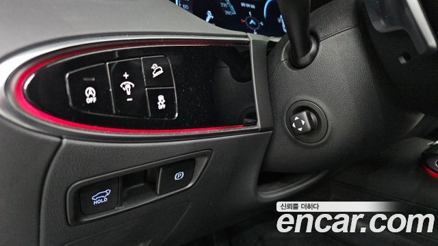Genesis GV70 2023 — photo 23