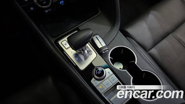 Genesis G70 2021 — photo 9