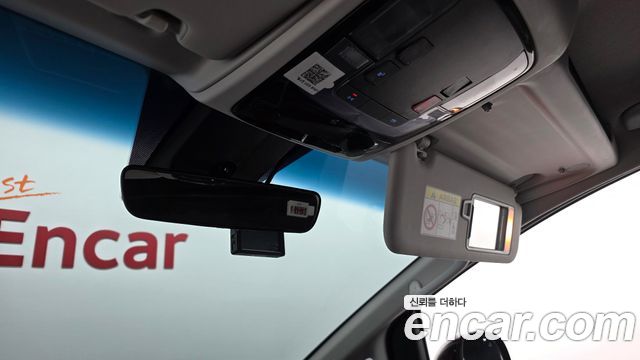 Hyundai Staria 2023 — photo 19