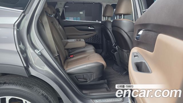 Hyundai Santafe 2020 — photo 18