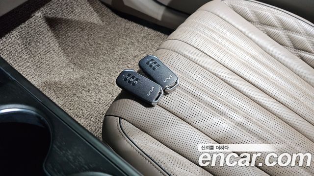 Kia K8 2023 — photo 22
