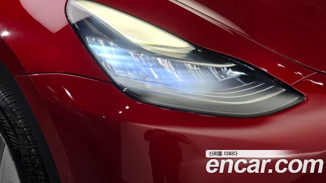 Tesla Model Y 2021 — photo 8