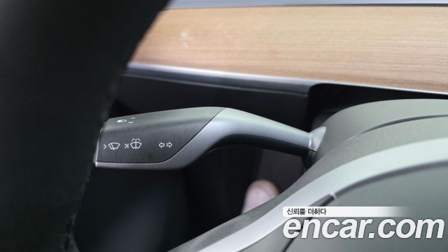 Tesla Model Y 2021 — photo 30