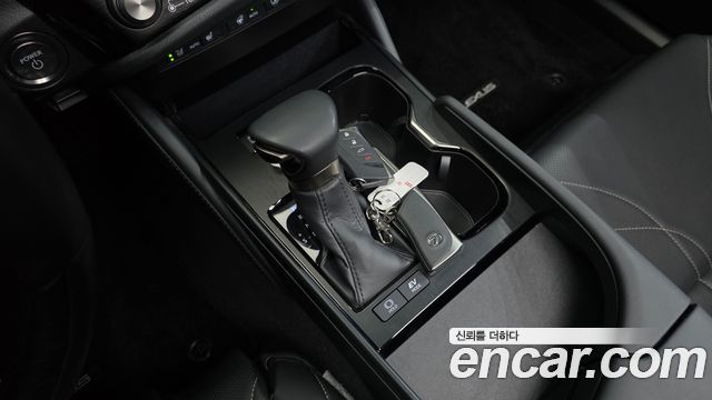 Lexus ES 2025 — photo 12