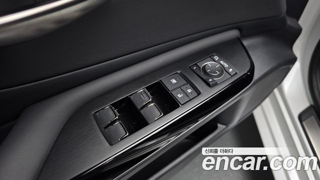 Lexus ES 2025 — photo 27
