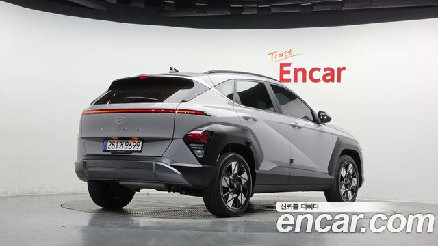 Hyundai Kona 2025 — photo 2
