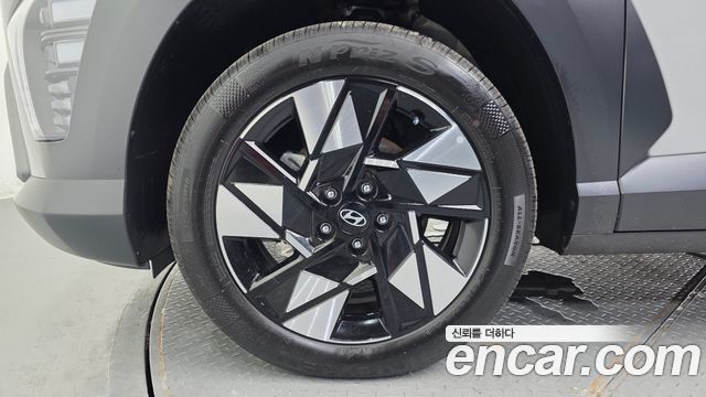 Hyundai Kona 2025 — photo 5