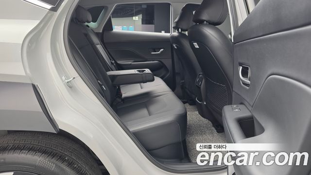 Hyundai Kona 2025 — photo 17