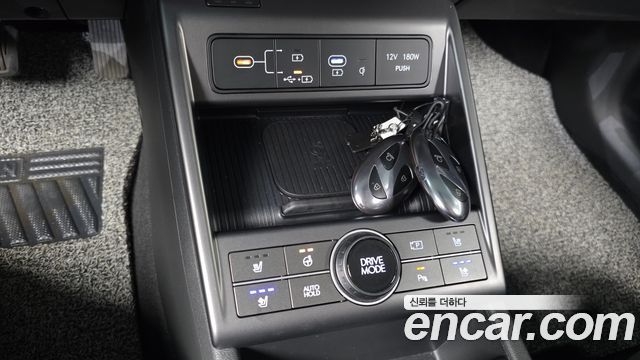 Hyundai Kona 2025 — photo 31