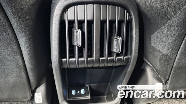 Hyundai Kona 2025 — photo 32