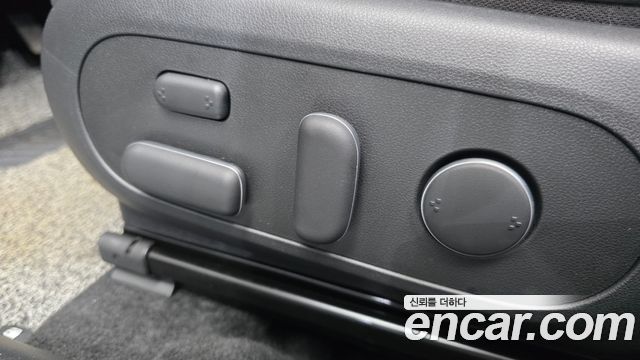 Hyundai Kona 2025 — photo 33