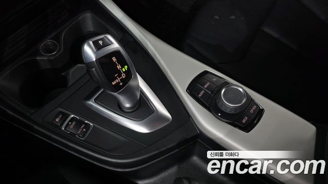 BMW 1-Series 2017 — photo 9