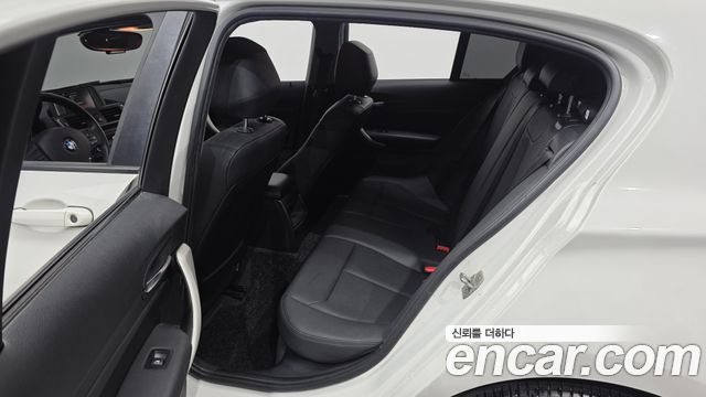BMW 1-Series 2017 — photo 11