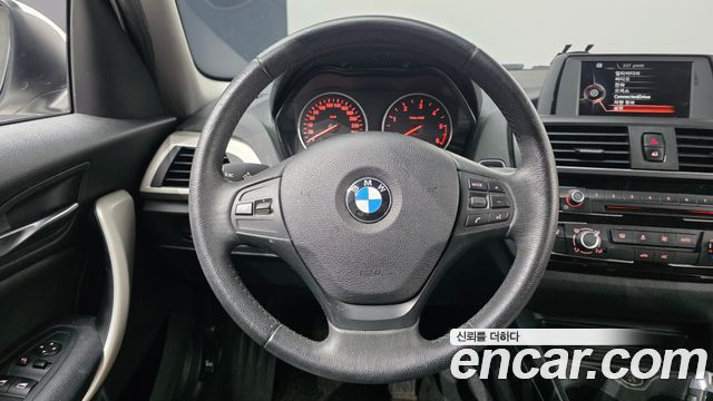BMW 1-Series 2017 — photo 14
